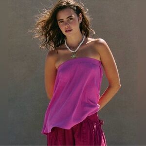 NWT FREE PEOPLE PARTY IN THE BACK TOP ISLAND FLOWER